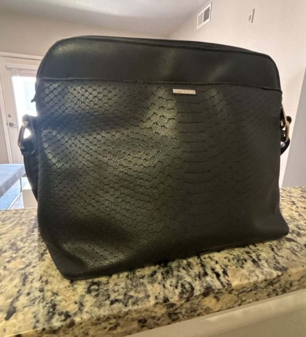Lovevook Black Snakeskin Embossed Faux Leather Crossbody Bag